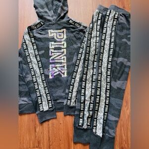 PINK VS BLING GREY CAMO HOODIE AND JOGGERS OUTFIT SET L